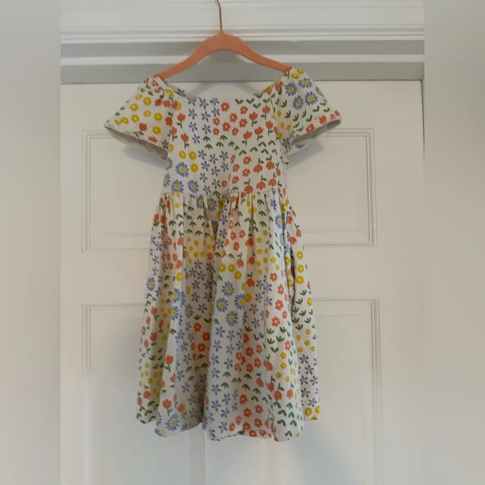 Hanna Andersson Reversible Skater Dress with Pockets Size 4 - Picture 2 of 6